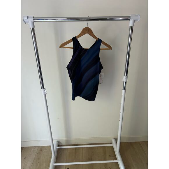 $75 NWT Athleta Lightning‎ Print Support Size Medium - Picture 3 of 6